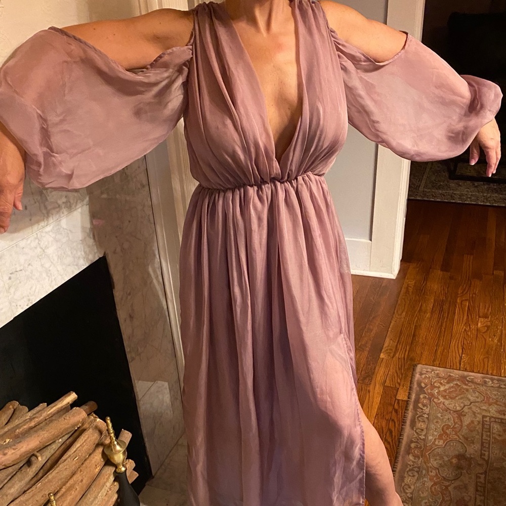 COPY - long silk chiffon dress / pregnancy pictures